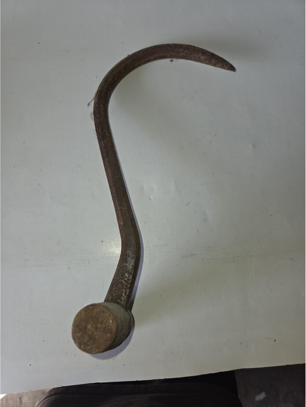 ANTIQUE CAST IRON HOG MEAT ICE HAY BALE HOOK WOOD HANDLE Farm Tool Vintage SF2